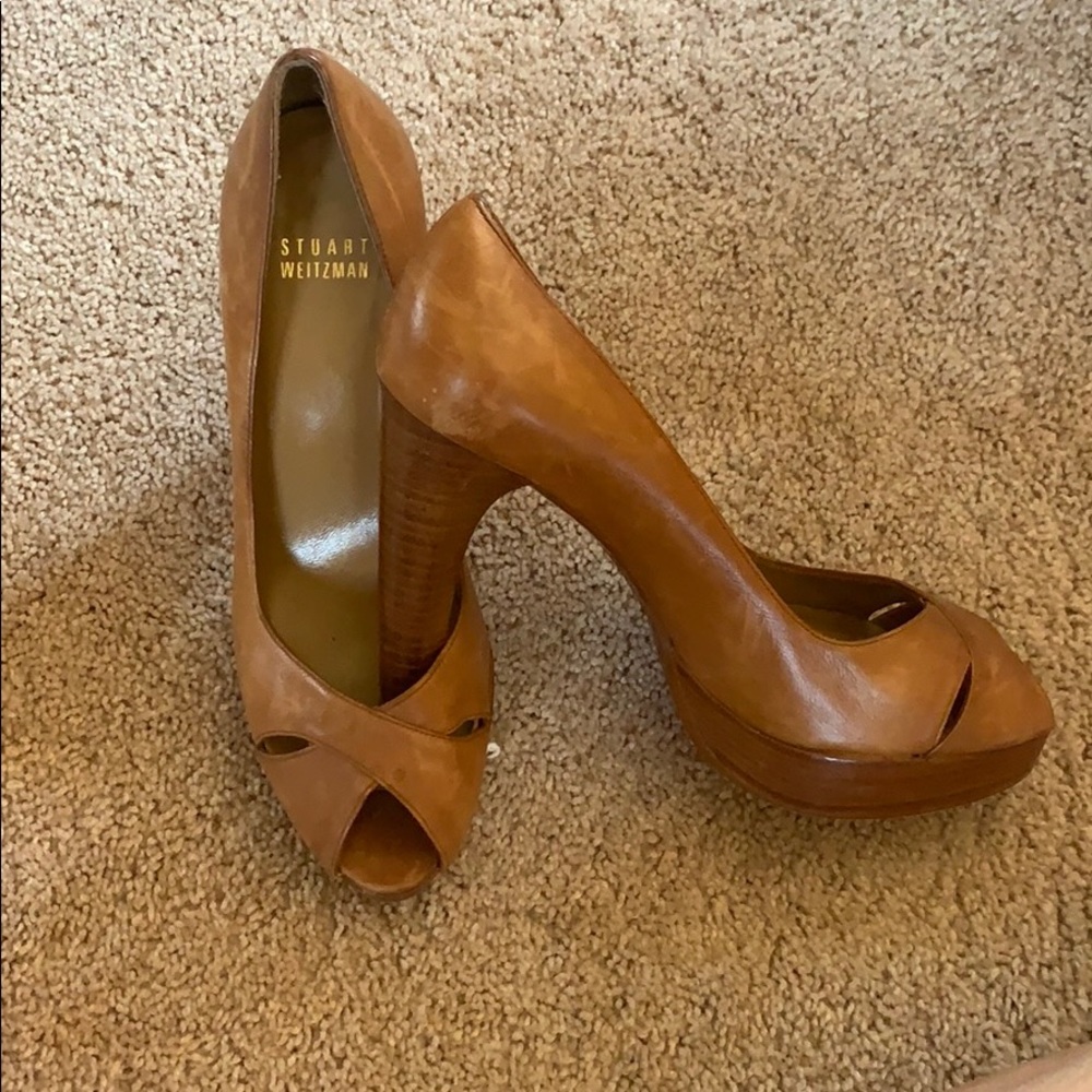 Stuart Weitzman tan leather heels